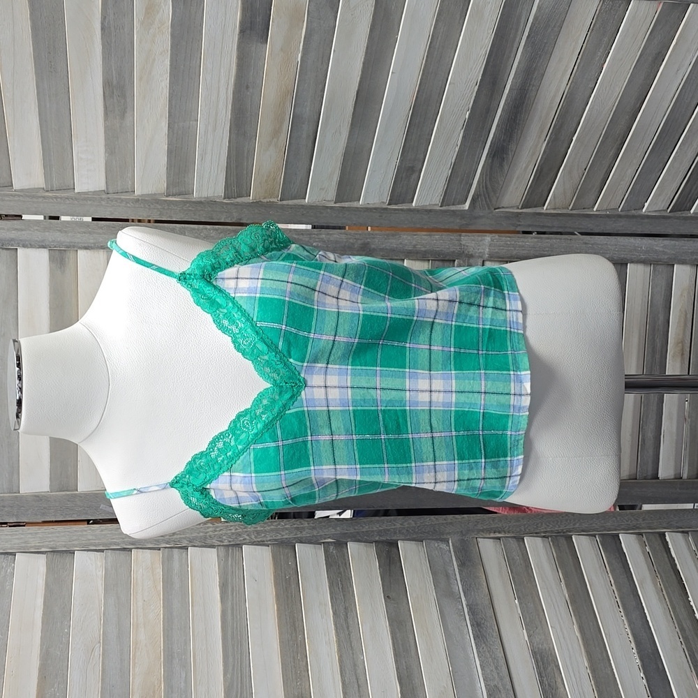 Women's Lace Trim Woven Tank| Colsie | Medium